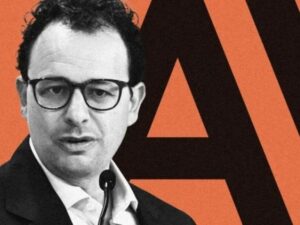 Anthropic alcanza valoración de 900.000 millones en medio de críticas por sesgos y la paradoja de Musk