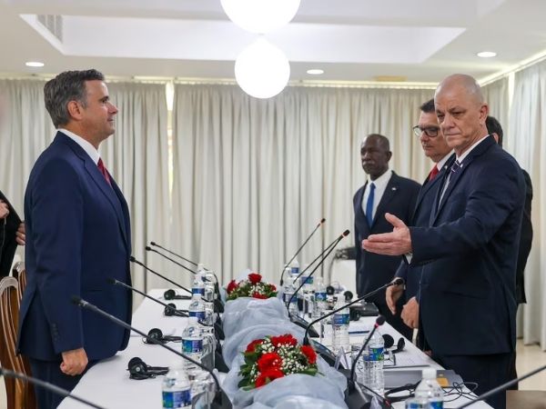 Trump envía al director de la CIA a La Habana en una visita histórica en medio del colapso energético de Cuba