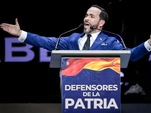 El CNE estudia quitarle la inscripción a Abelardo de la Espriella por firmas falsas