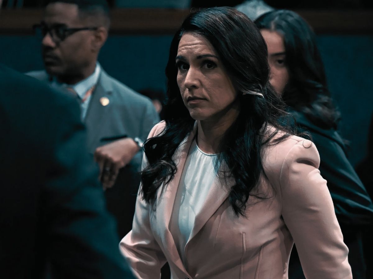 Tulsi Gabbard dice adiós a Inteligencia Nacional de EEUU