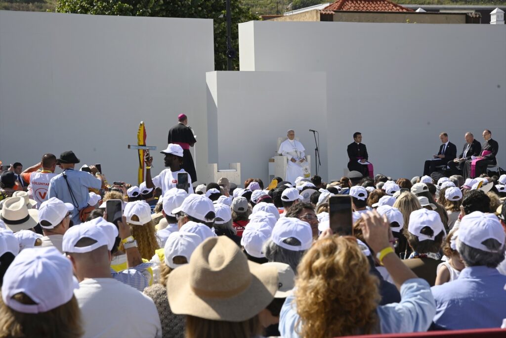 EuropaPress 7591311 papa leon xiv encuentro realidades integracion migrantes plaza cristo