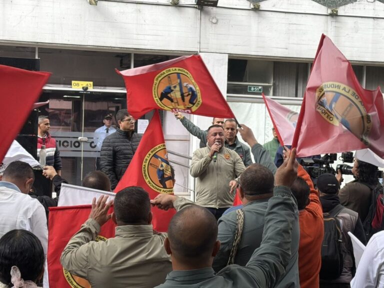 USO declara paro de 24 horas en Ecopetrol por "falta de voluntad política" en negociaciones