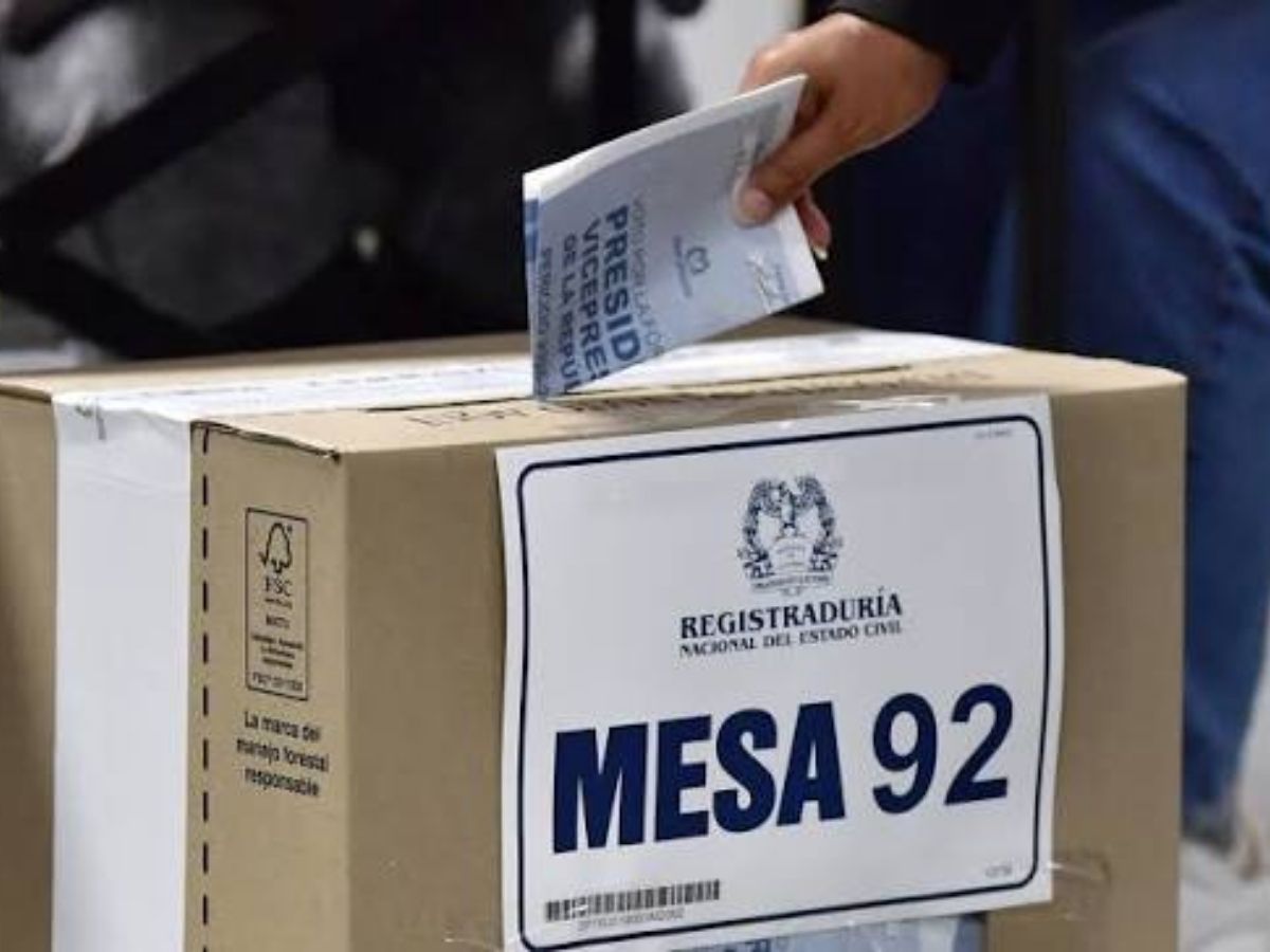 Guía rápida para votar este domingo: horario, qué llevar y cómo evitar quedarse por fuera en la segunda vuelta