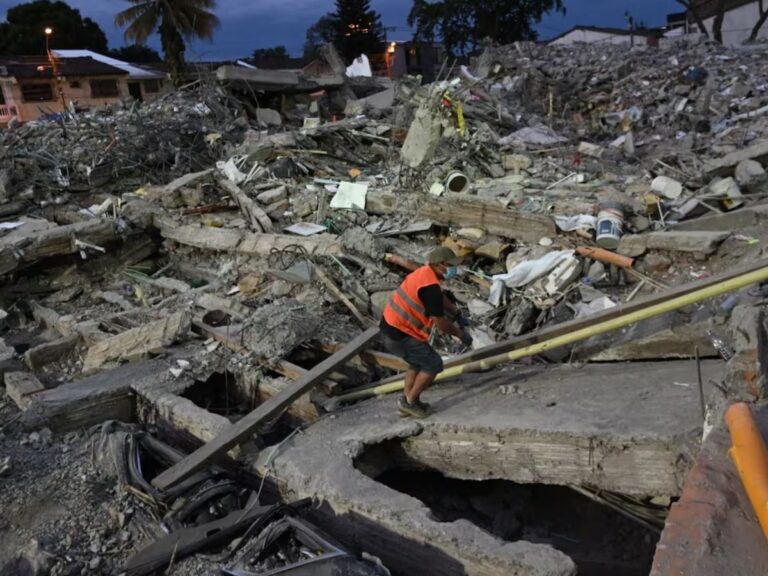Medicina Legal Terremoto