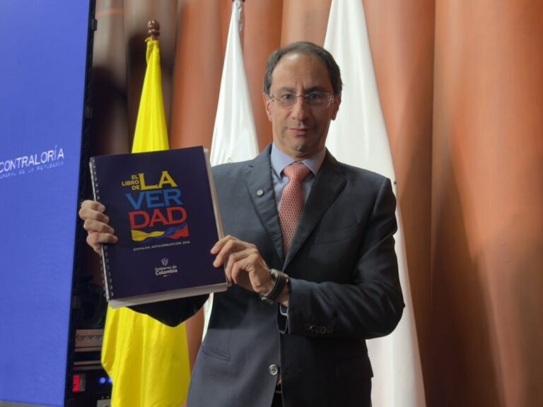 las 10 denuncias más duras del 'Libro de la Verdad' contra el gobierno Petro