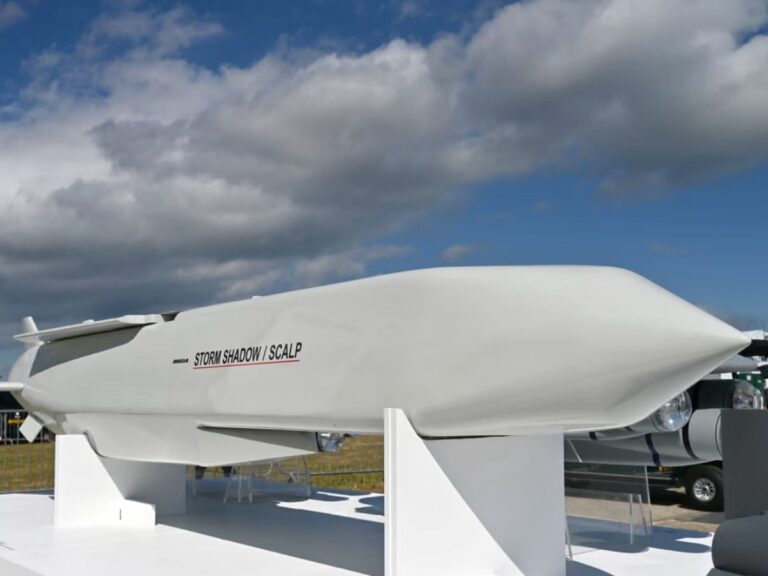 Rusia condena el plan de Londres para desclasificar tecnología de misiles y producirlos en Ucrania