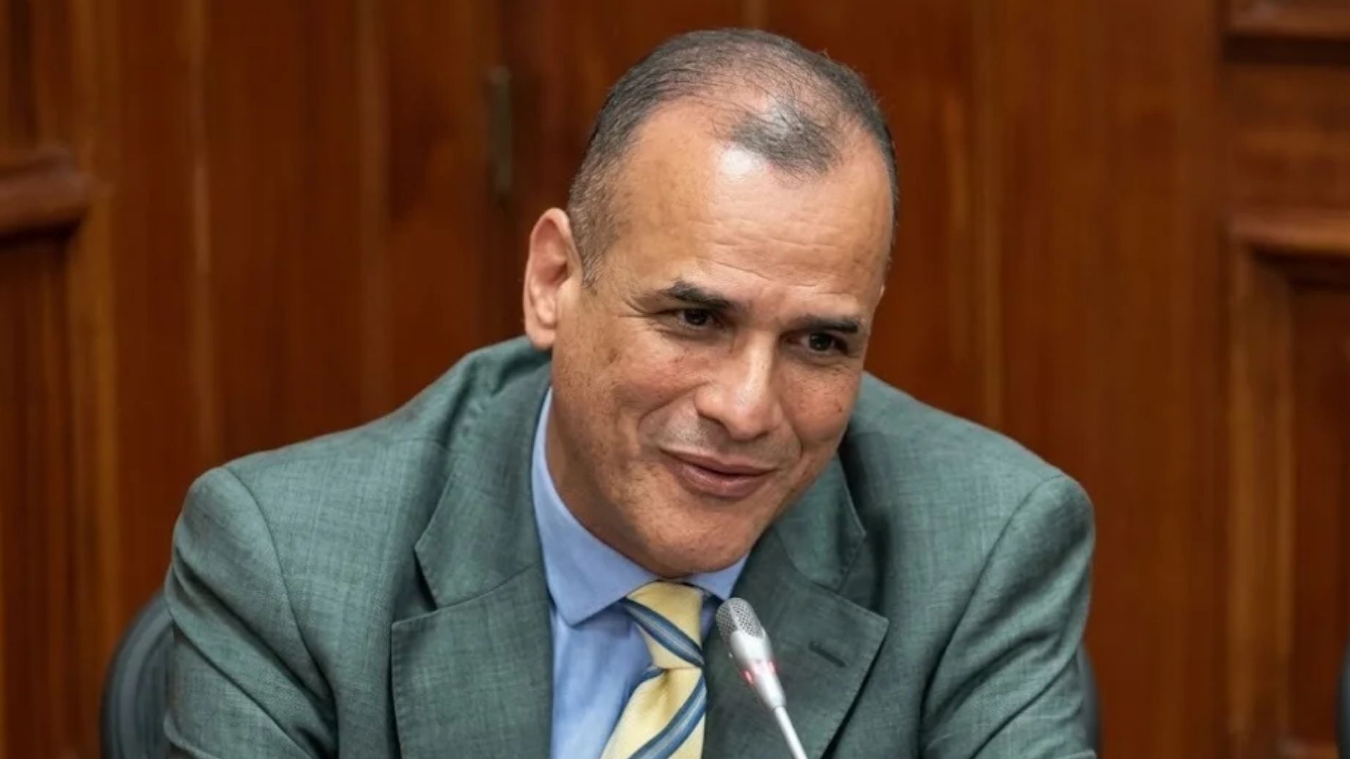 Colpensiones jubila a su propio presidente a los tres días, por no saber ni las cifras de las pensiones que dirigía
