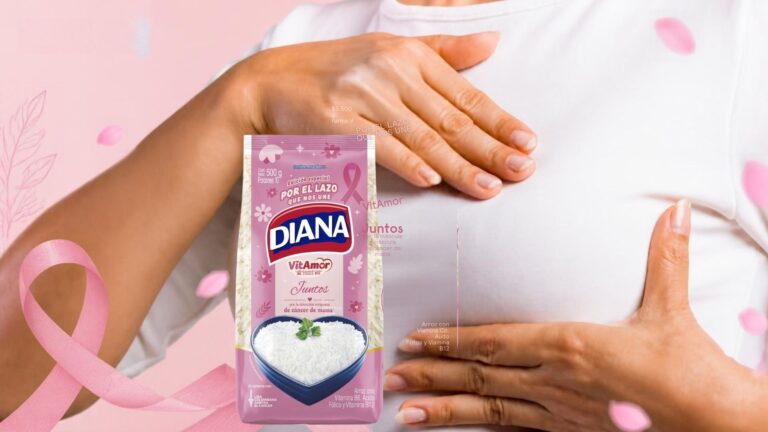 Diana se viste de rosa para promover la detección temprana del cáncer de mama